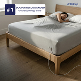 Silver-woven grounding sheet. Fits any bed.